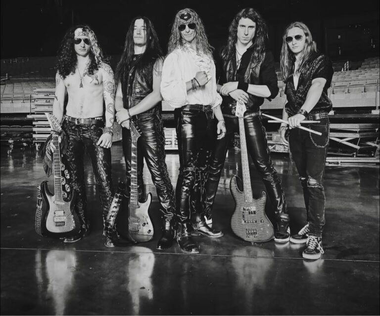 Wings of Steel lançam vídeo para «Burning Sands»