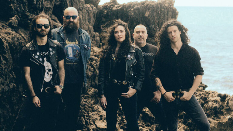 Dolmen Gate cessam atividade!