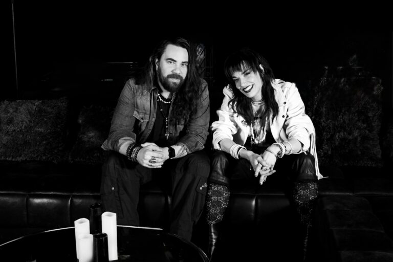 Lzzy e Joe dos Halestorm anunciam datas acústicas