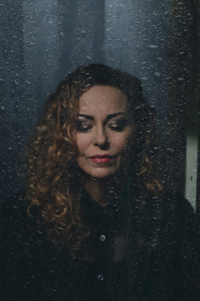 Anneke Van Giersbergen anuncia novo EP «La Mort»