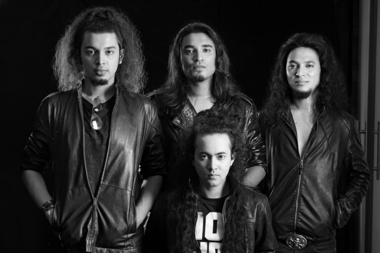 Girish And The Chronicles lançam vídeo para novo single «A New Spark»